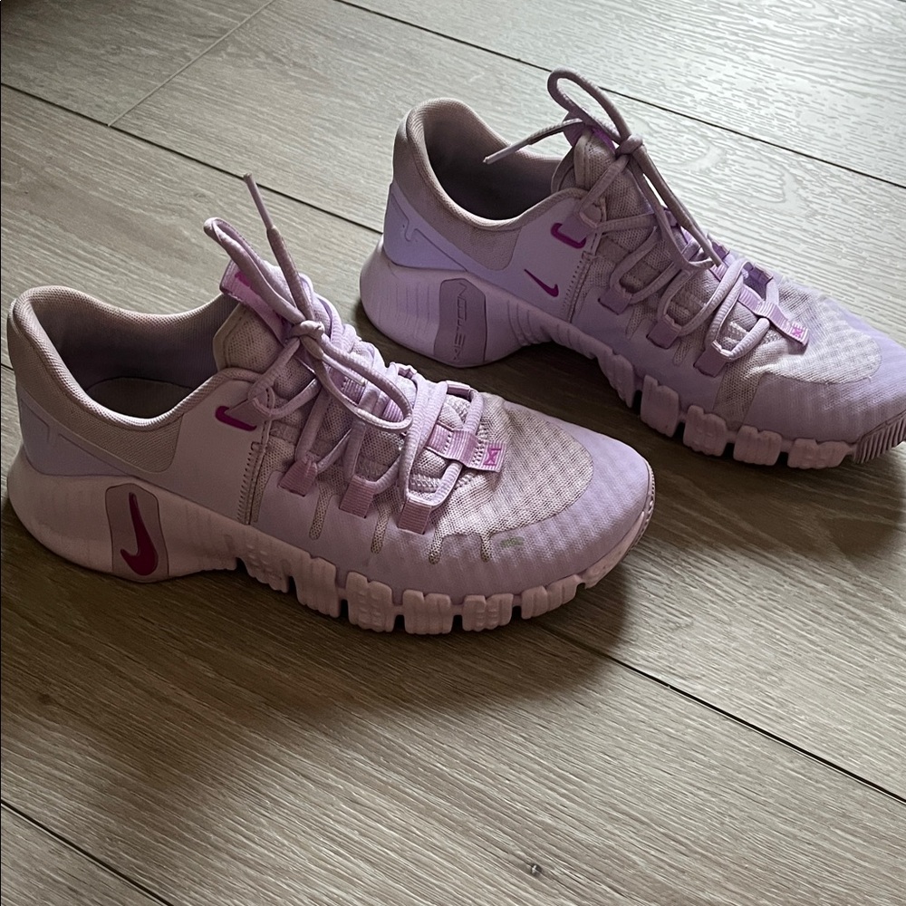 Nike Metcon 5 Athletic Shoes